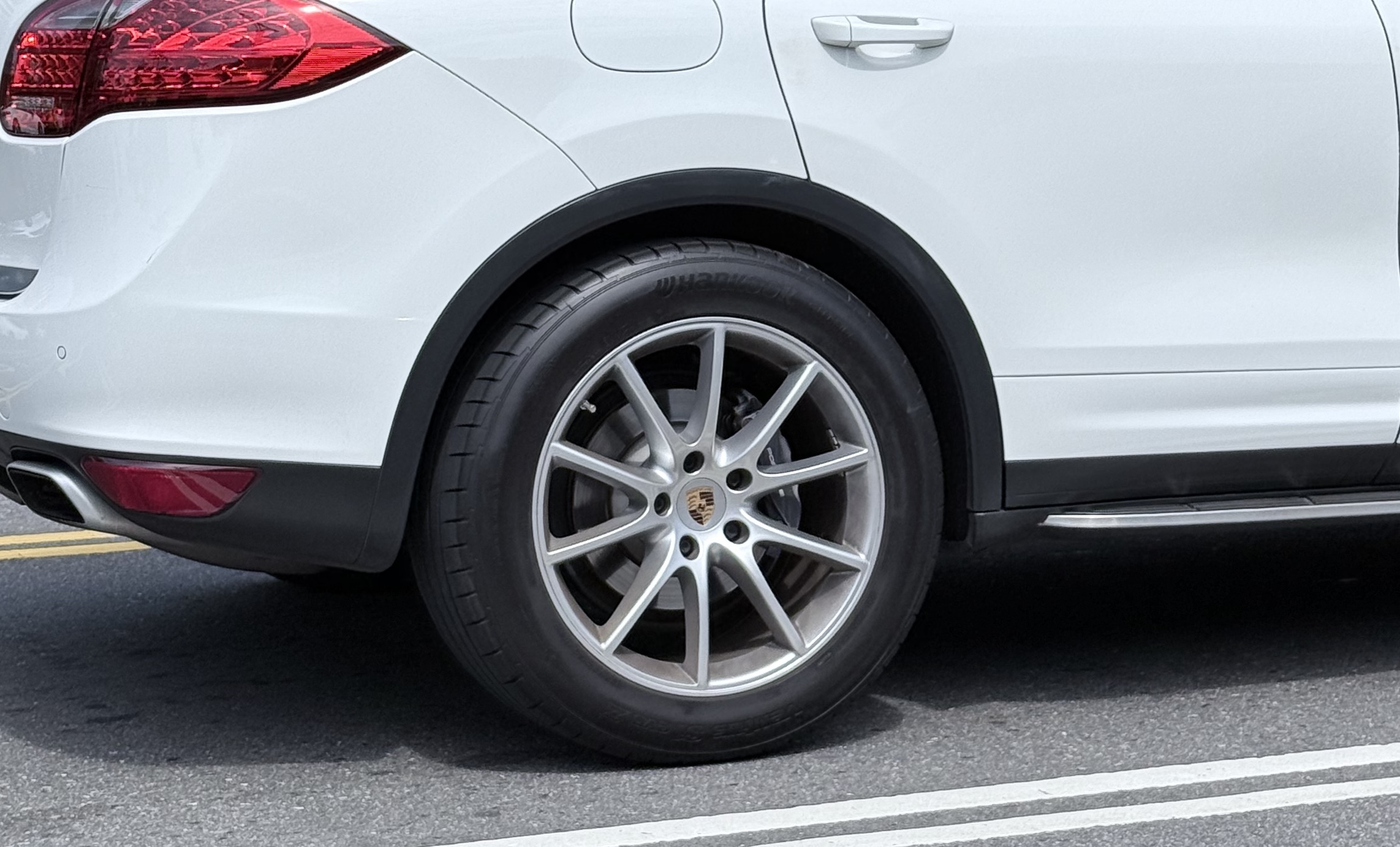 Porsche Cayenne 搭載 Hankook Ventus evo Z (K129)